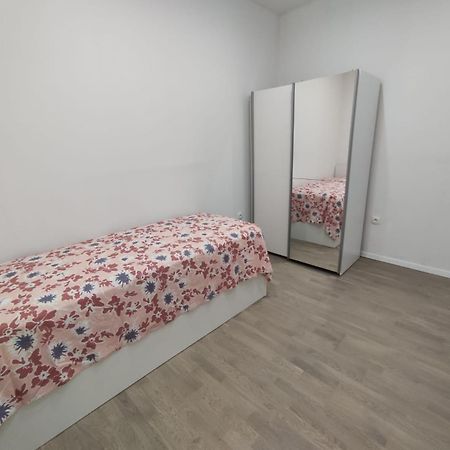 Apartment Tona ชิเบนิก ภายนอก รูปภาพ