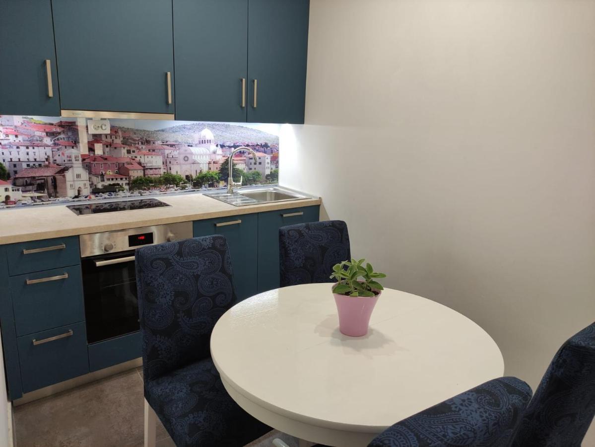 Apartment Tona ชิเบนิก ภายนอก รูปภาพ